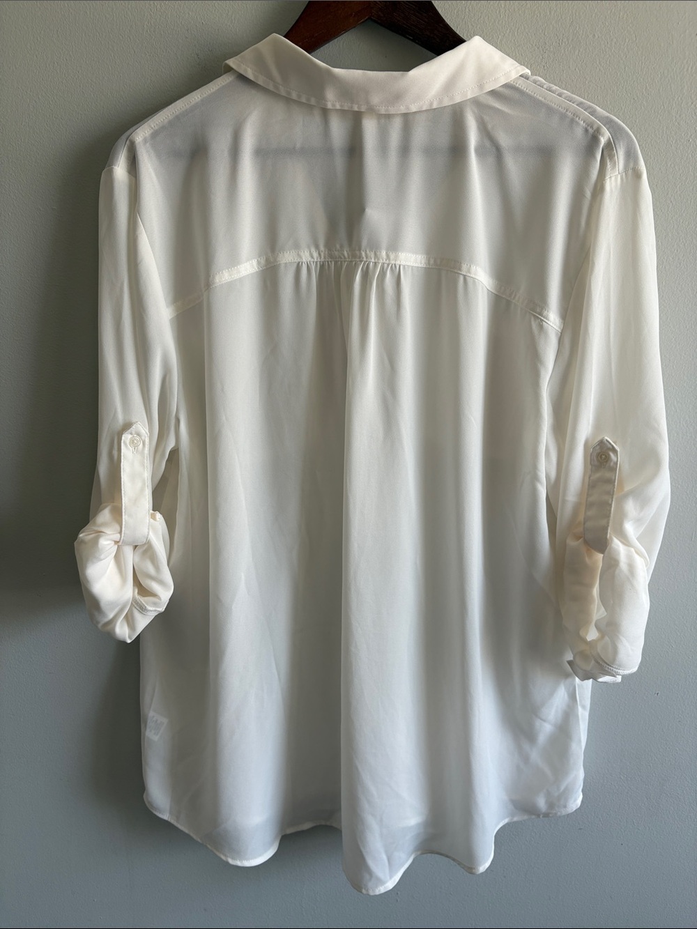 NWT Maurices White Button Front Blouse XL Roll Tab Sleeve Career Top - Picture 5 of 5